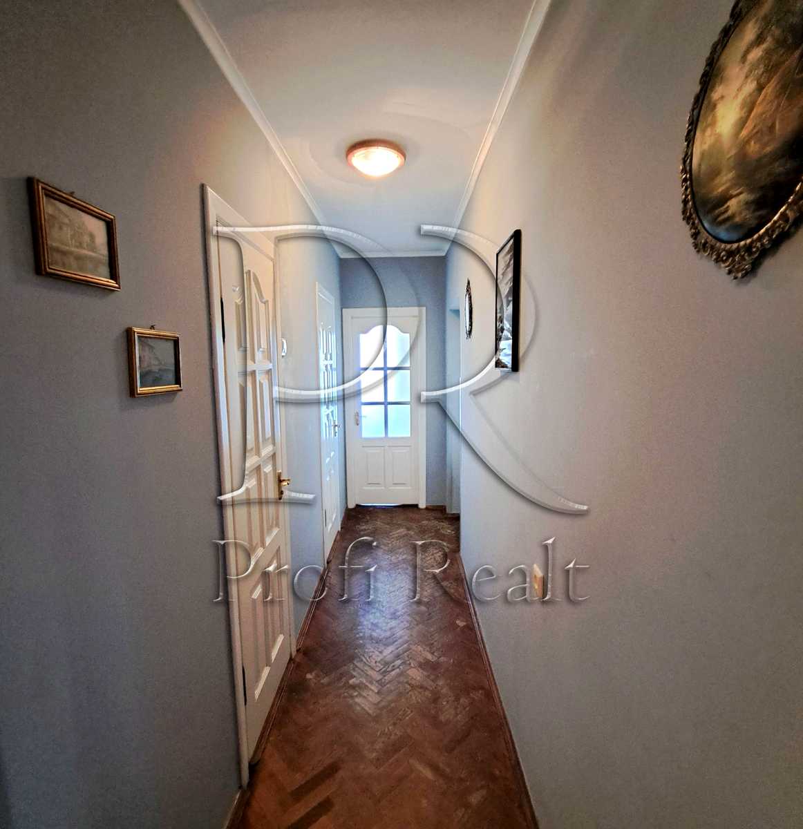 1879032222805585