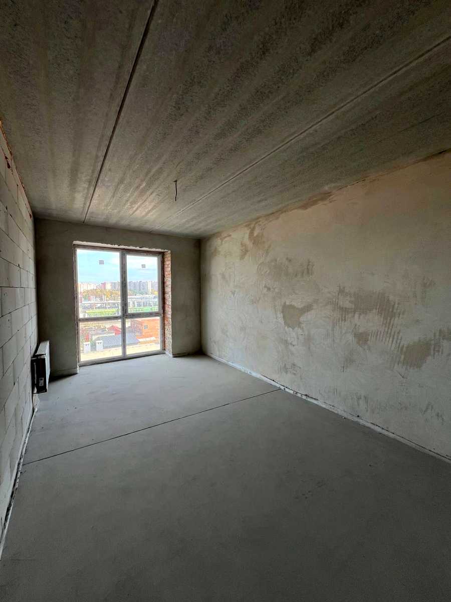 1879032398238436