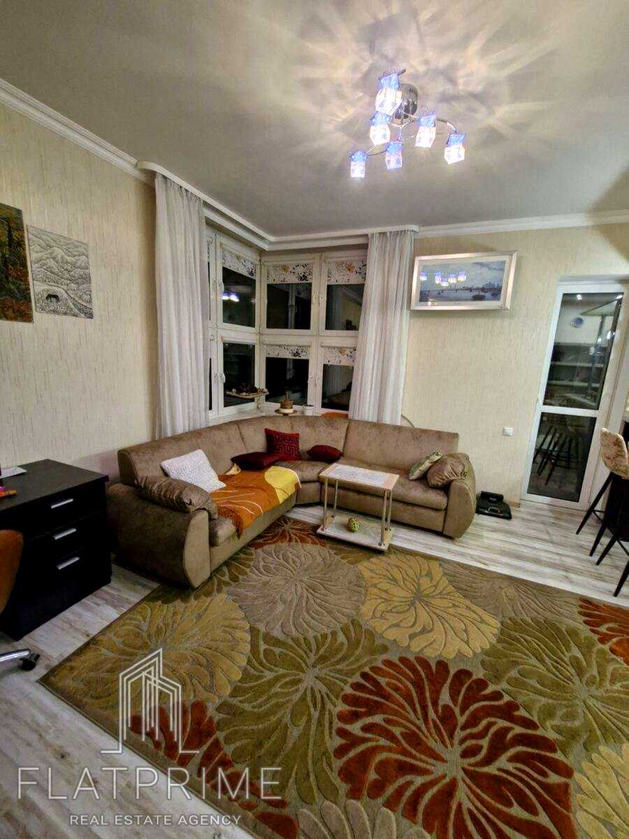 1879033353174873