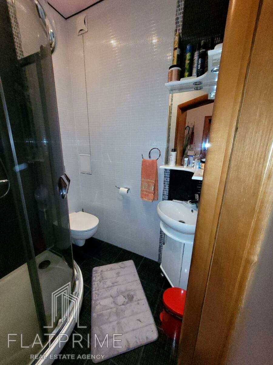 1879033354323720