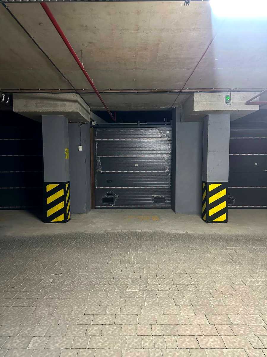 1879033698926607