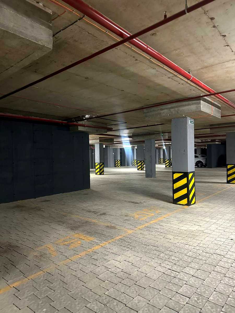 1879034047080922