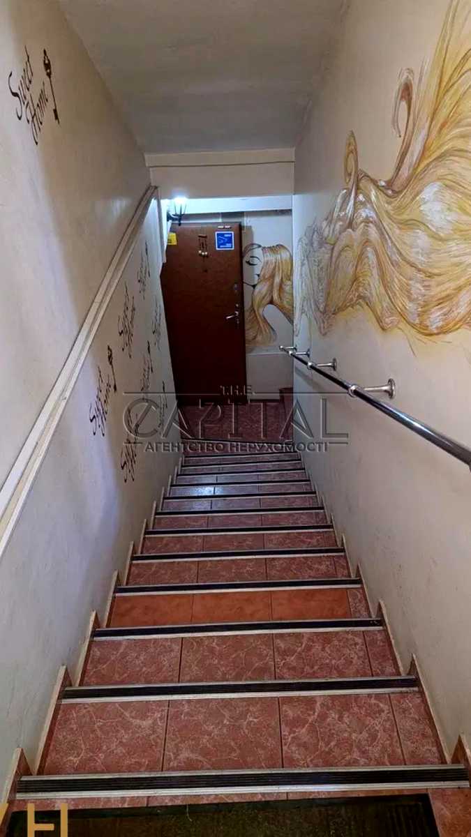1879034145304131