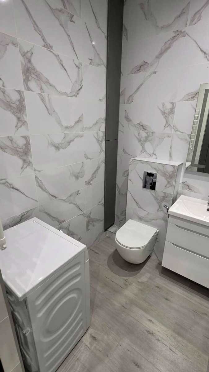 1879035443295757