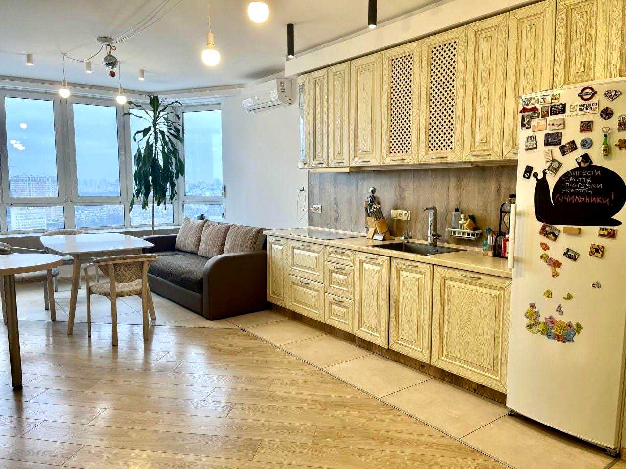1879036750562588