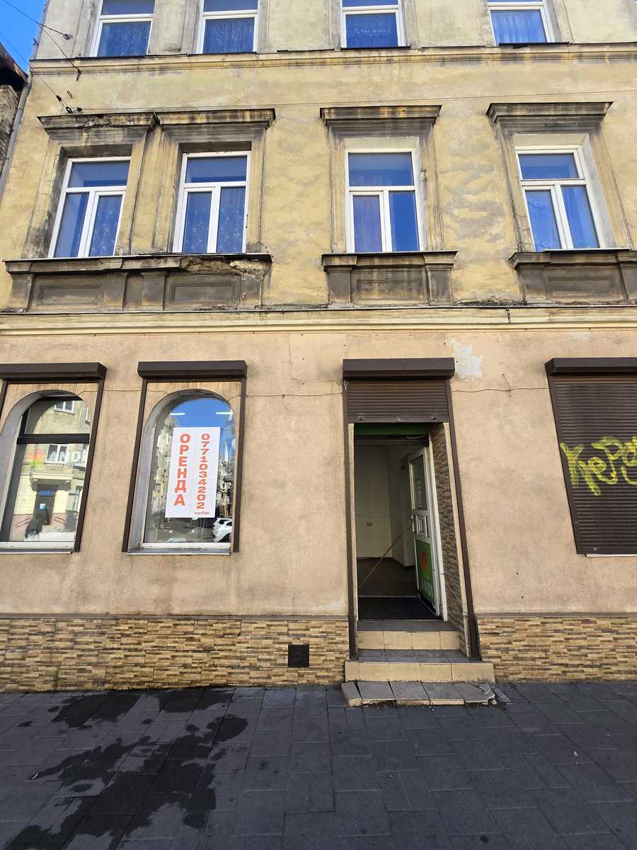 1879038558549436