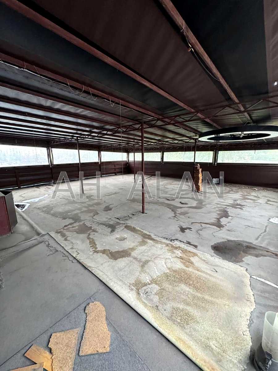 1879040350438185