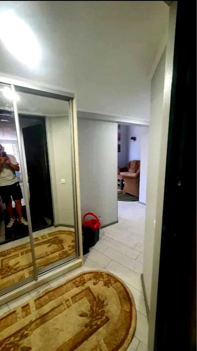 1879042682887177