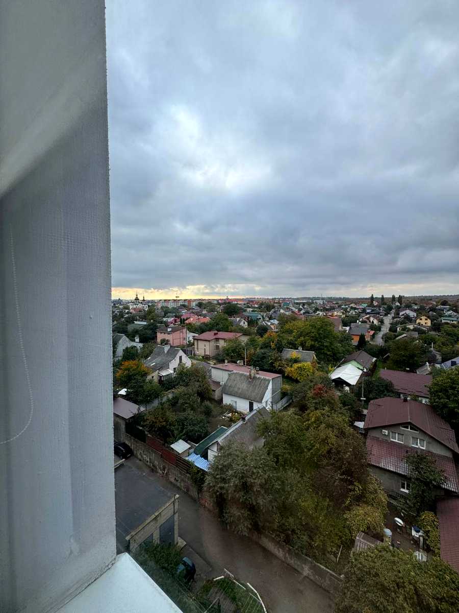1879042872623124