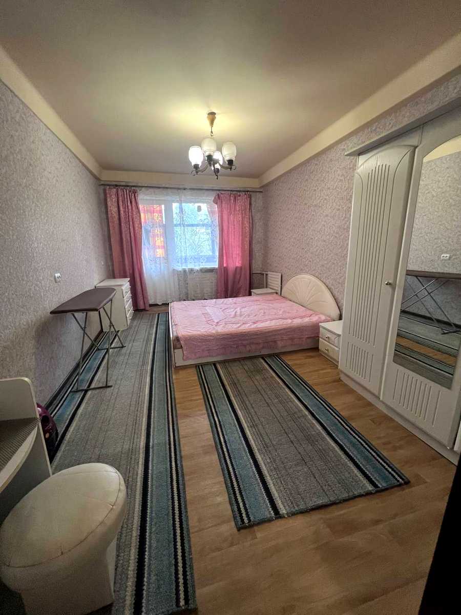 1879045775343100