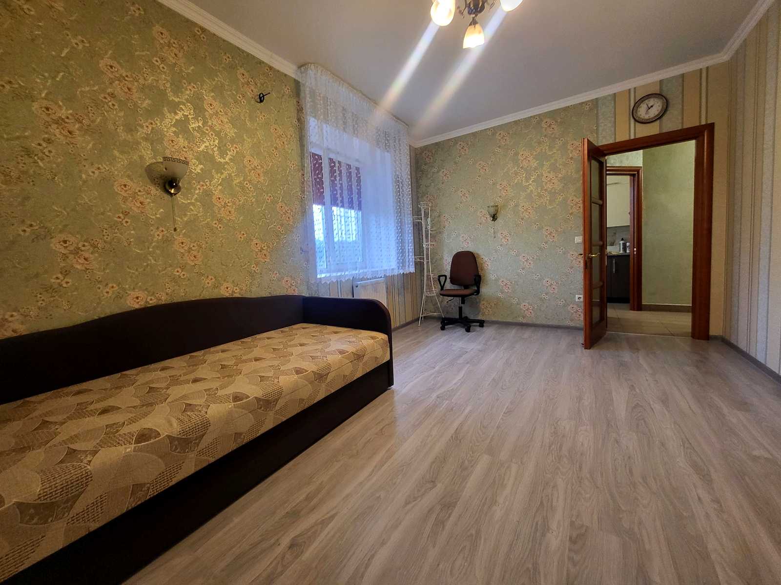 1879048131299445