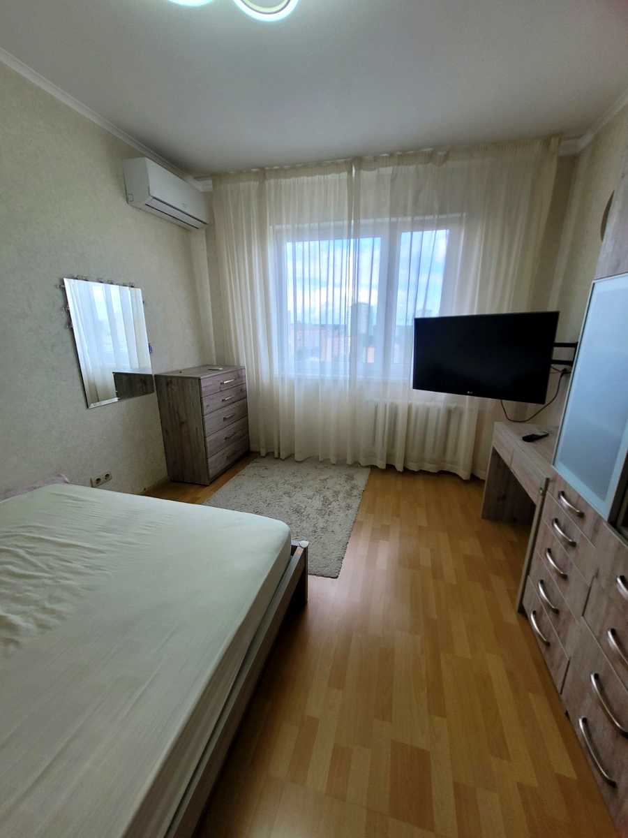 1879054566216381