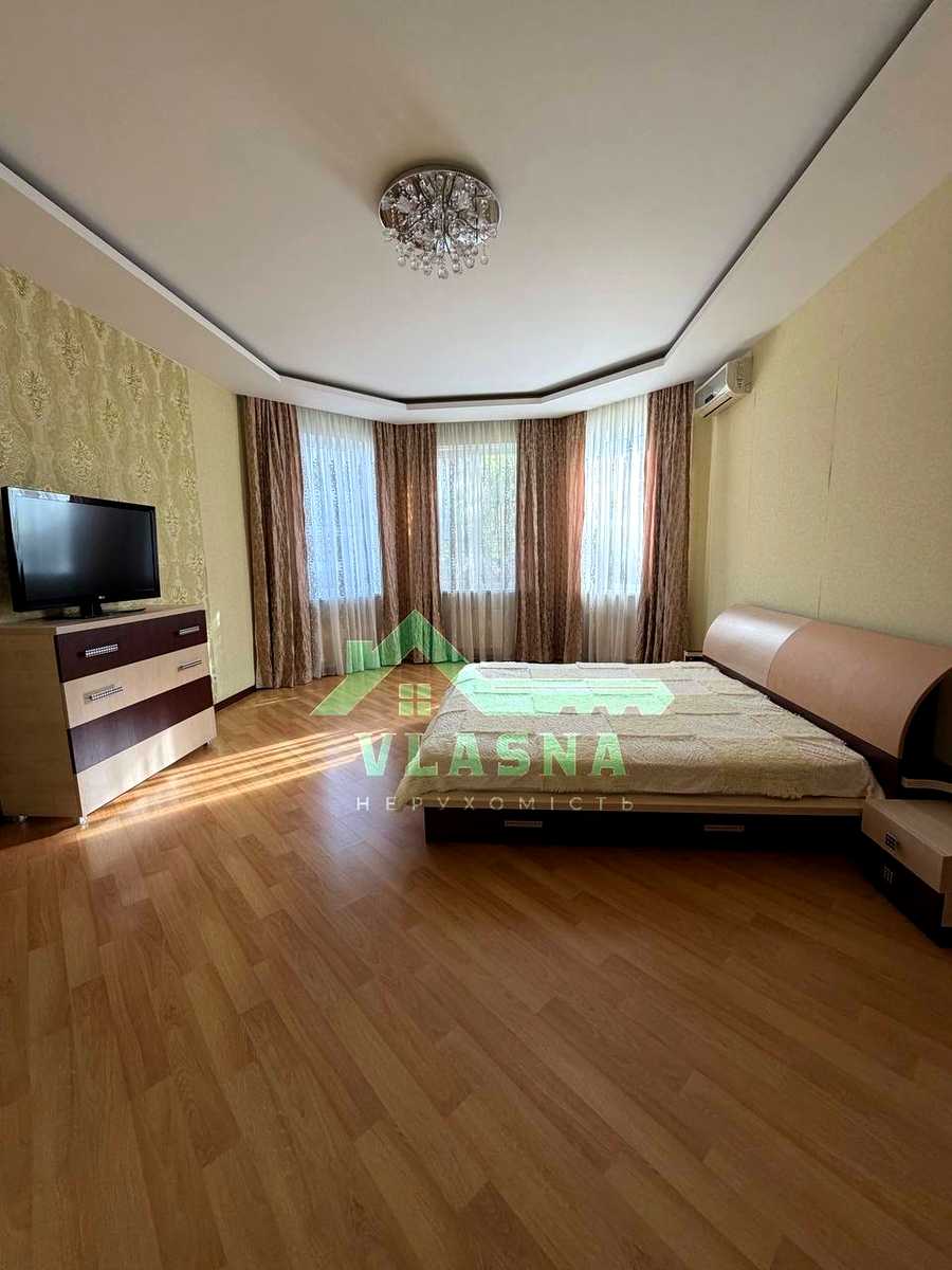 1879055683805155