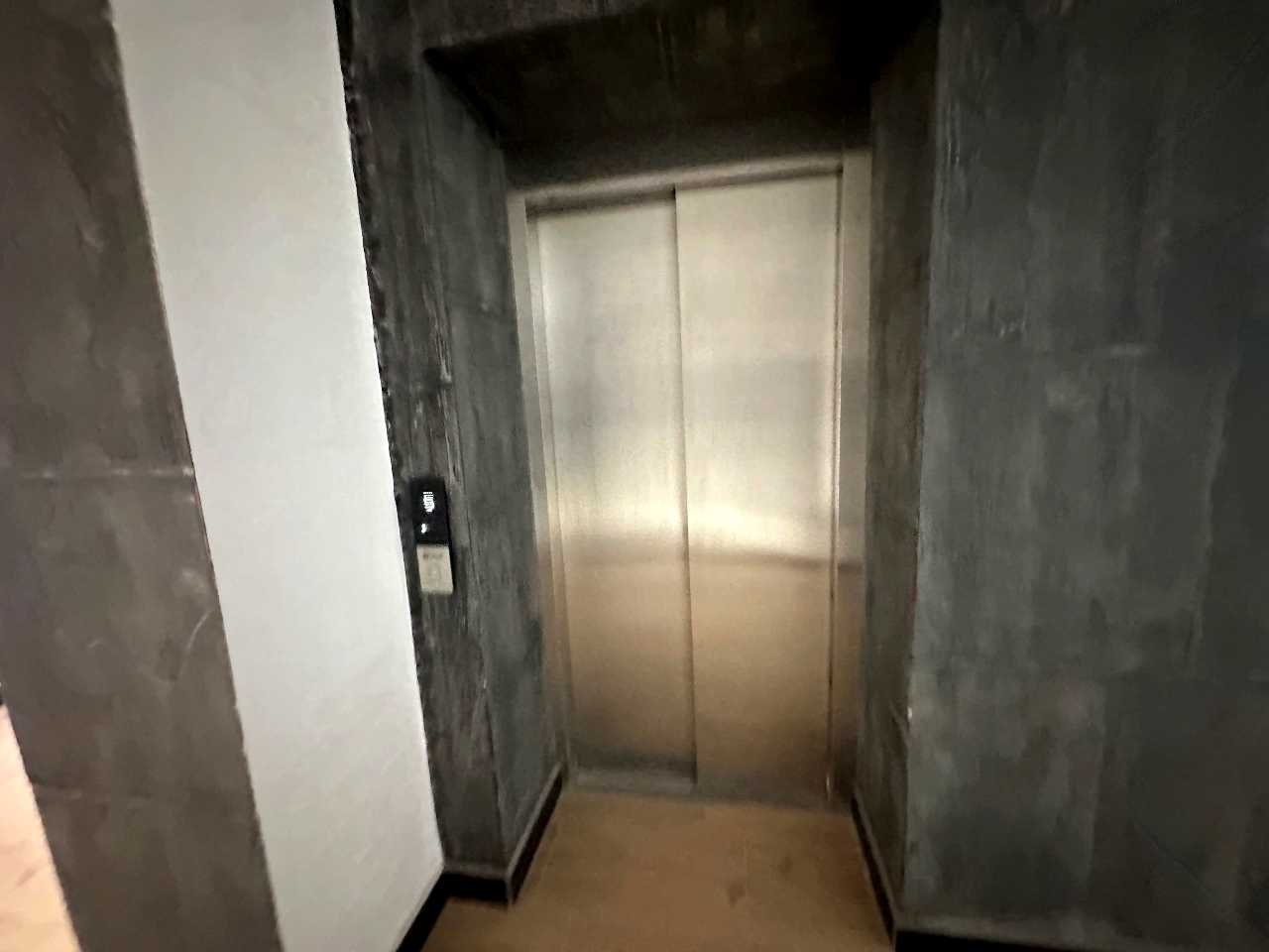 1879094263923480