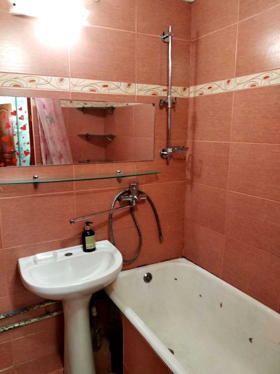 1879096798829382