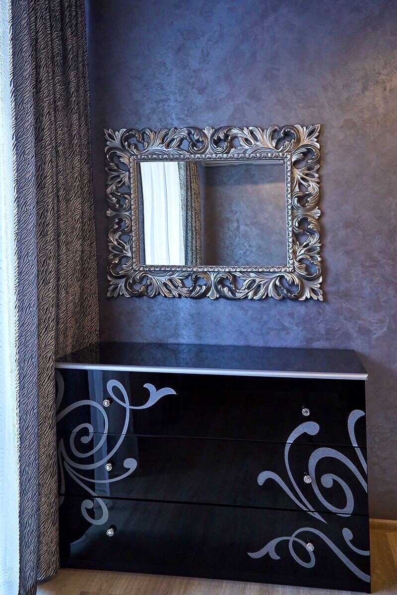 1879097672985350