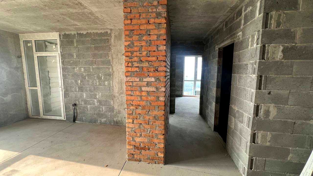 1879098463559103