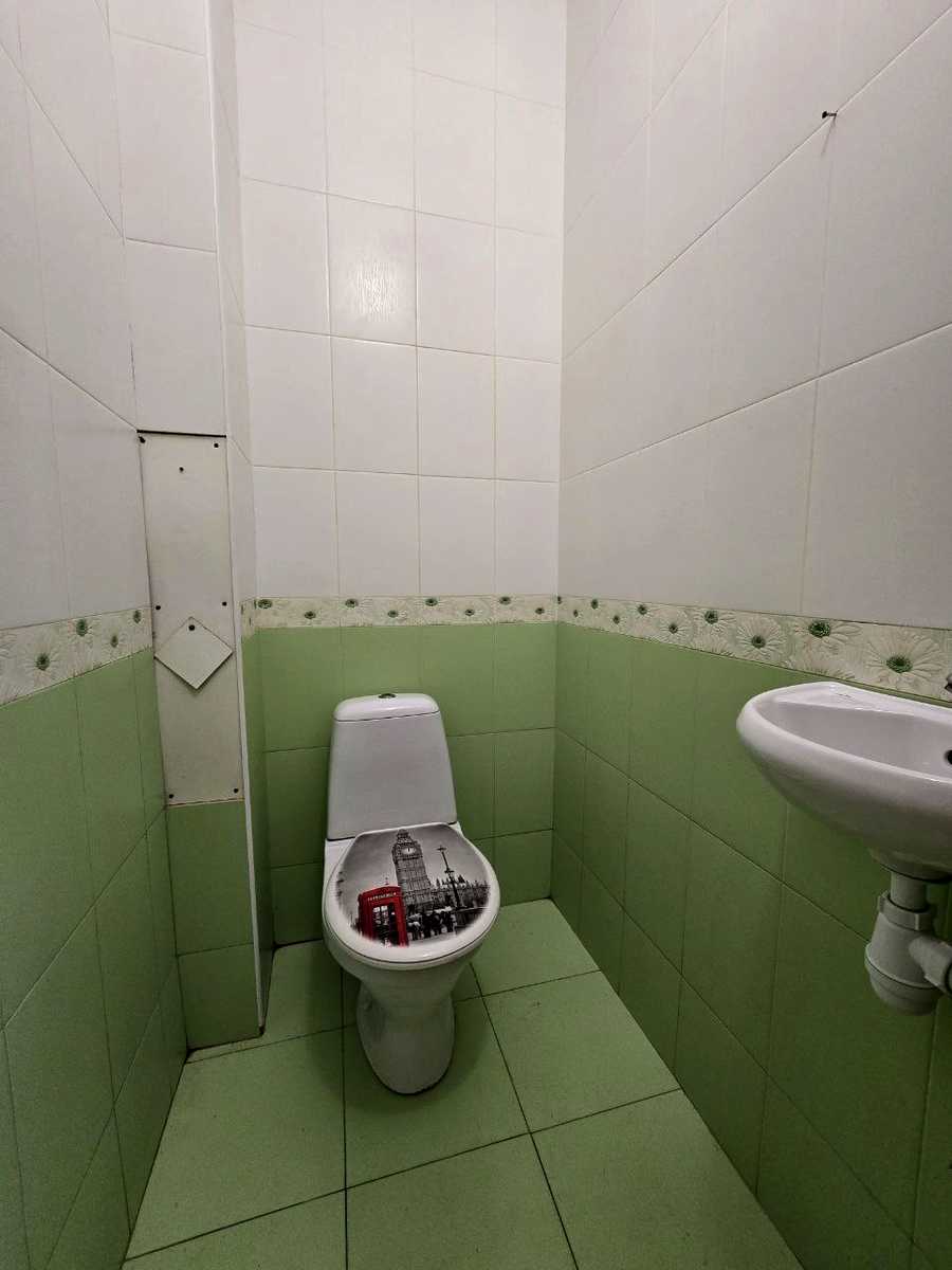 1879100556130939