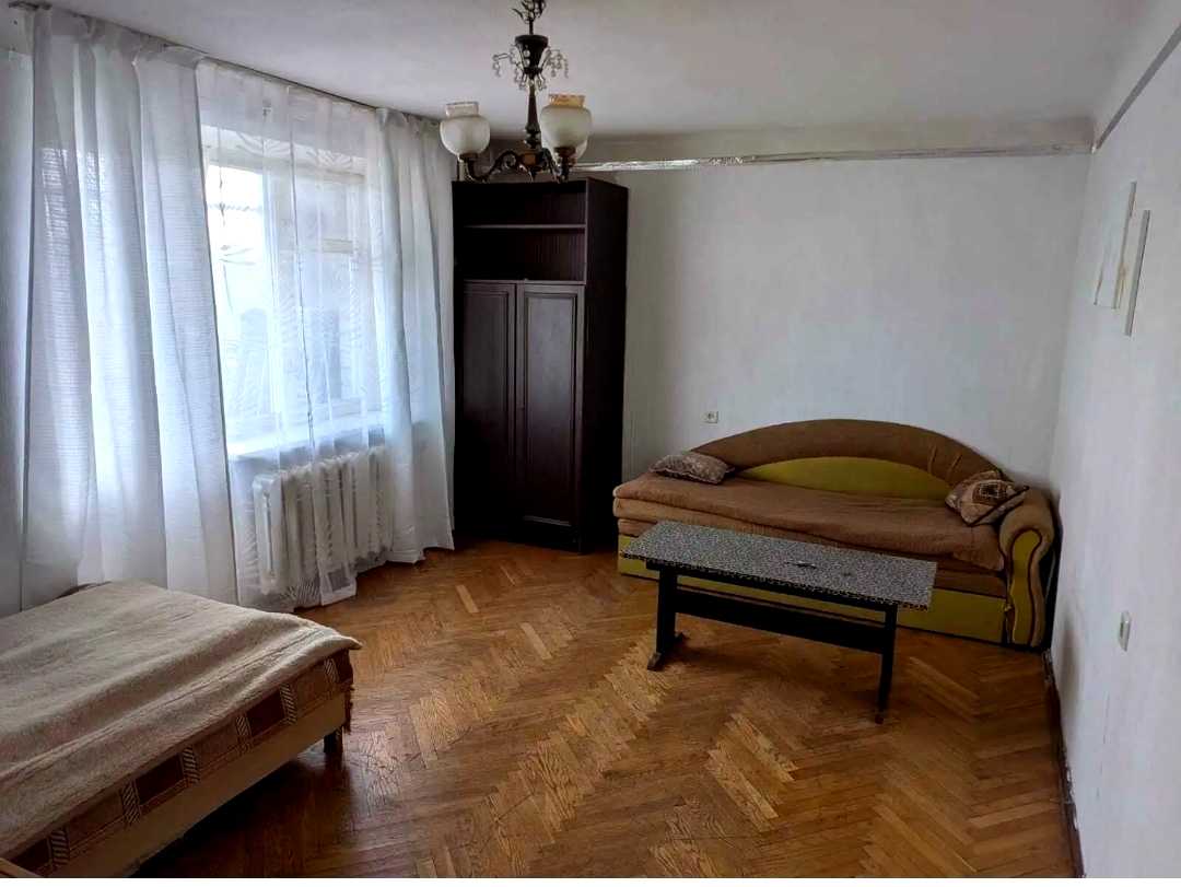 1879100686328377