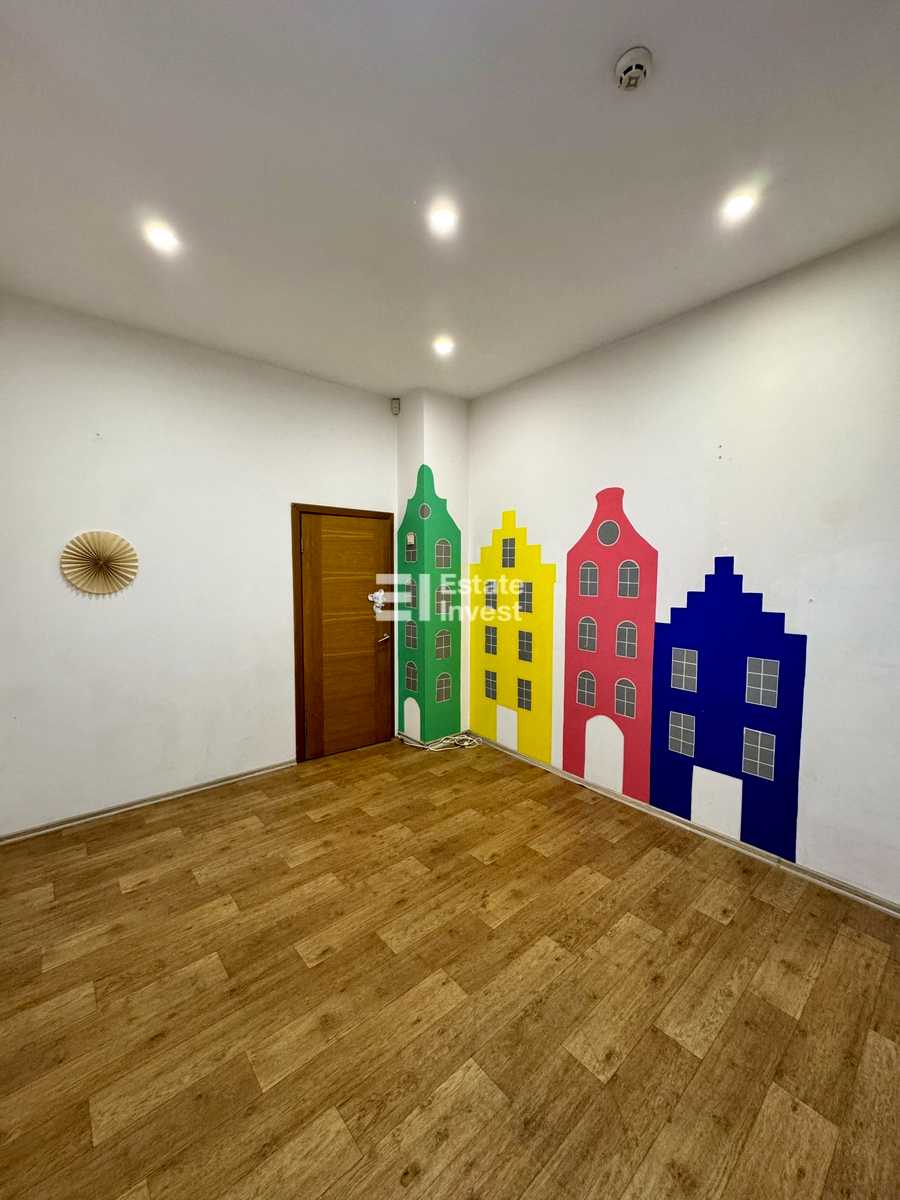 1879103650624440