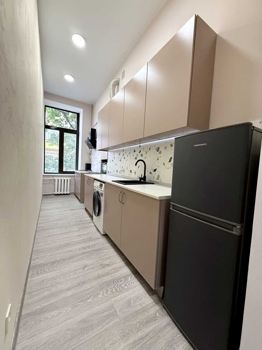1879103793688246