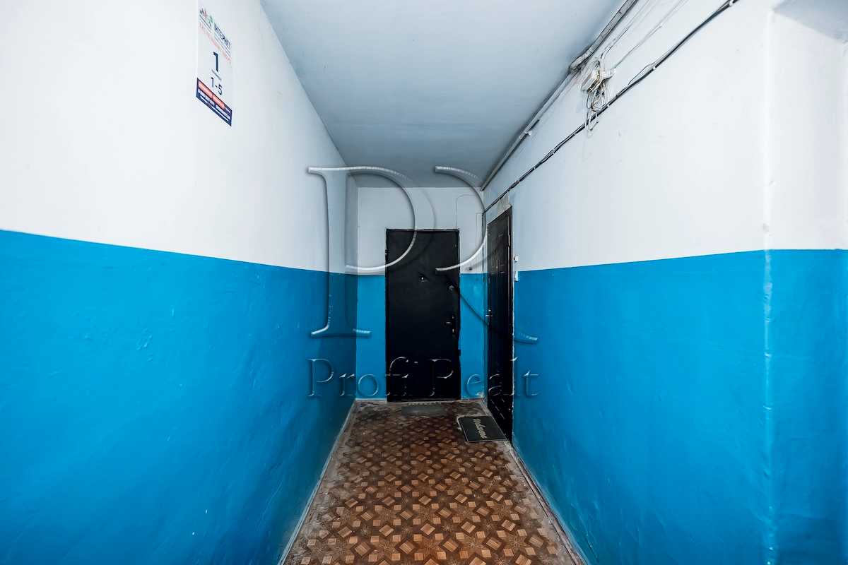 1879104325694282