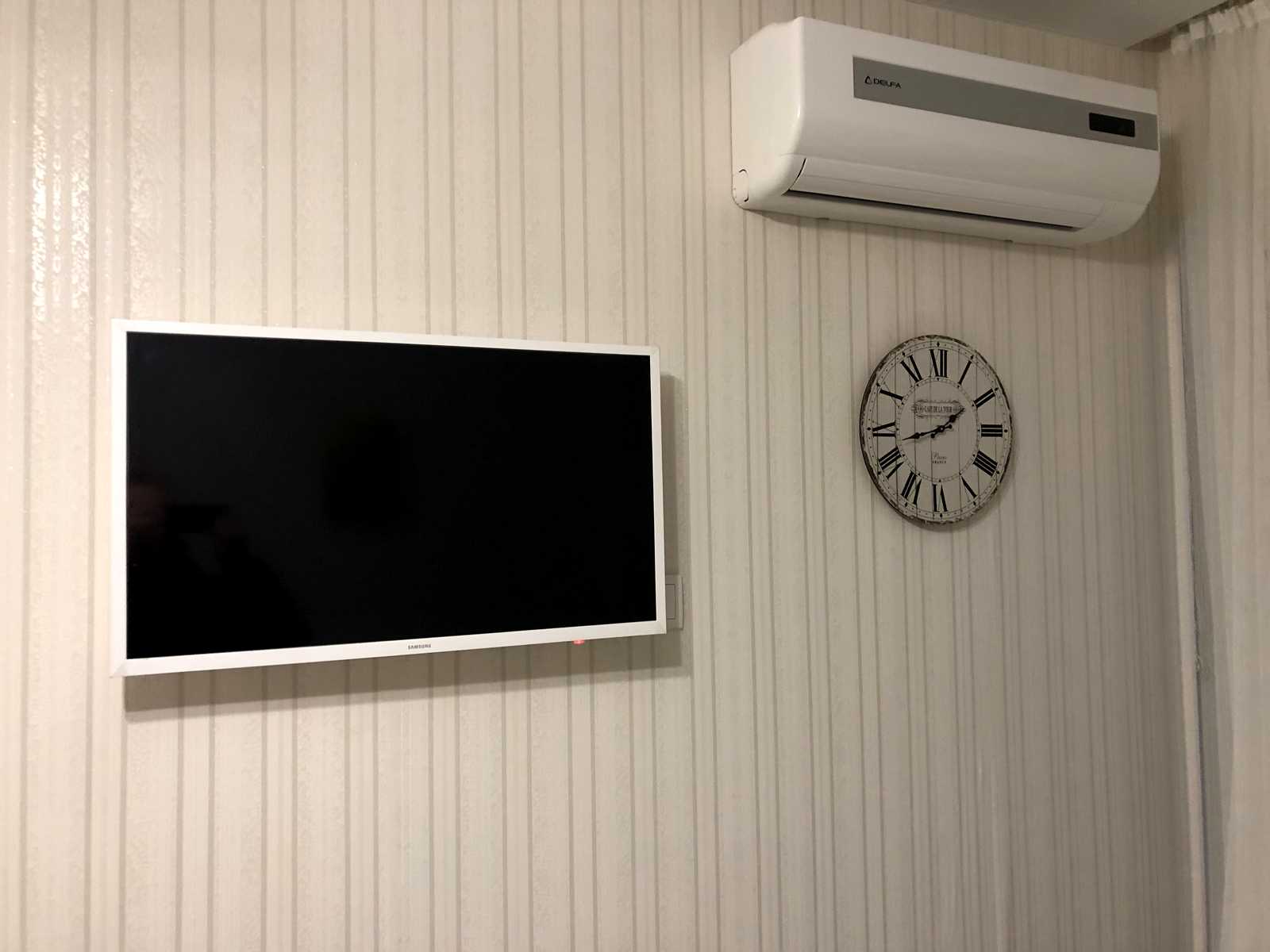 1879104909785529