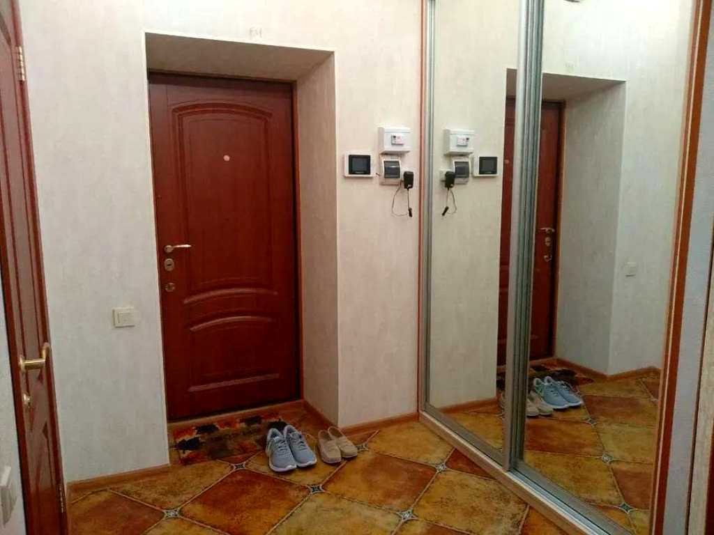 1879105906445341