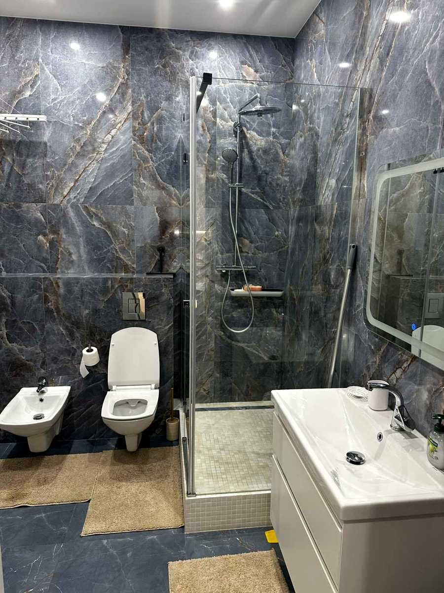 1879107704926757