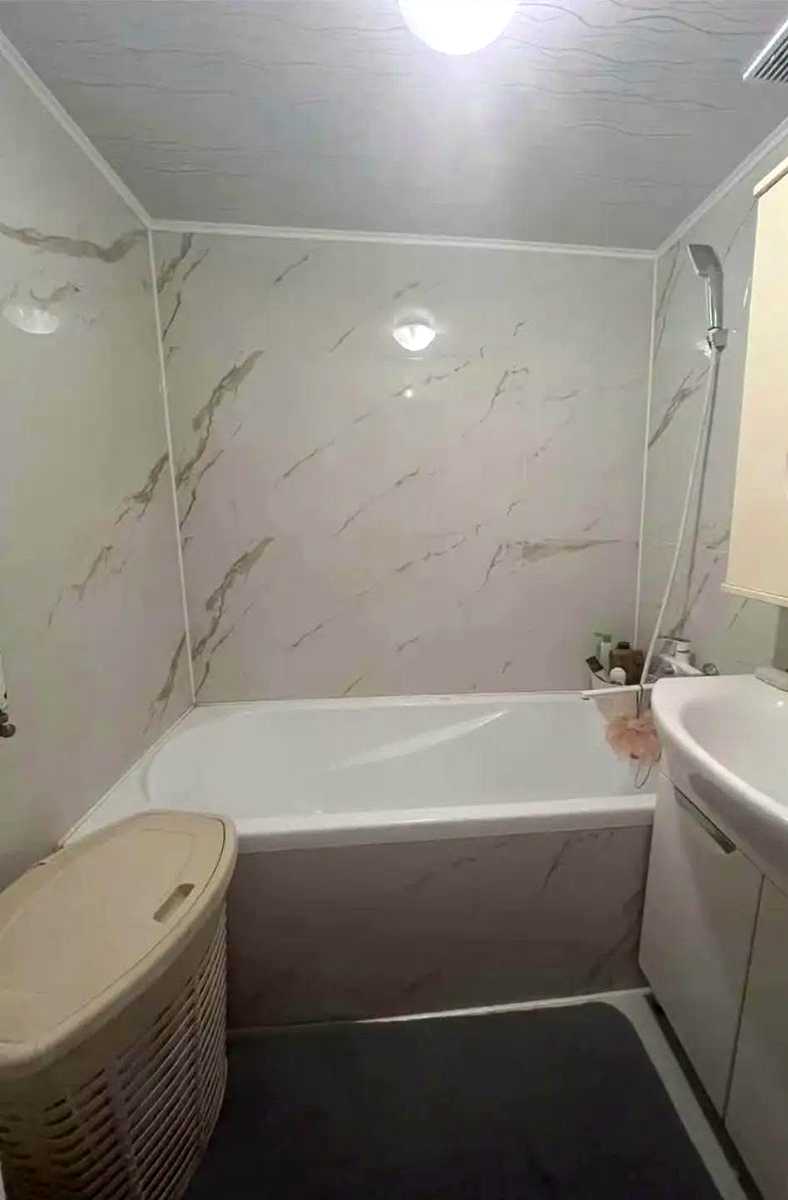 1879107734402880