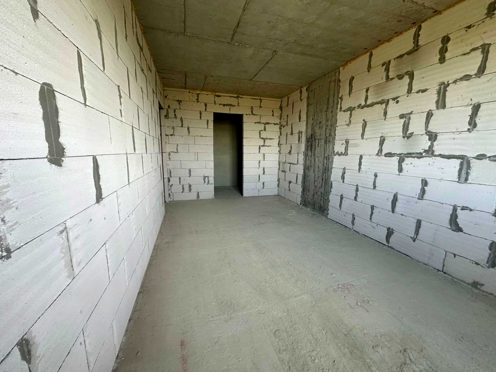 1879108170832529