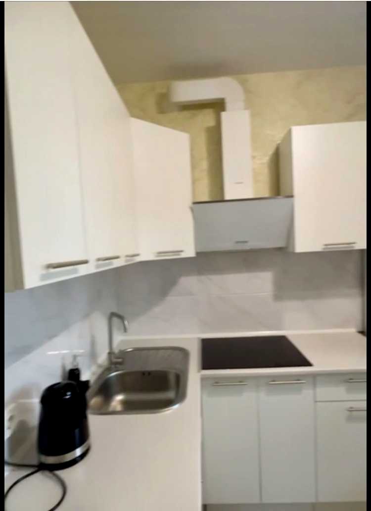 1879110858201258