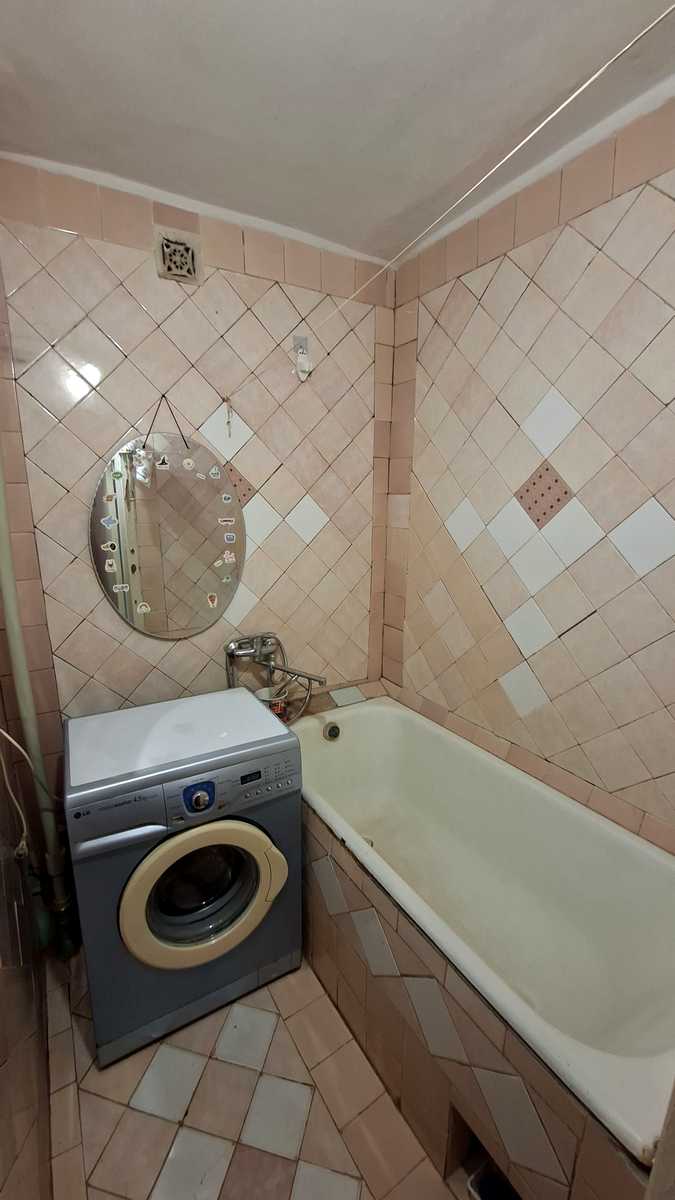 1879111355722388