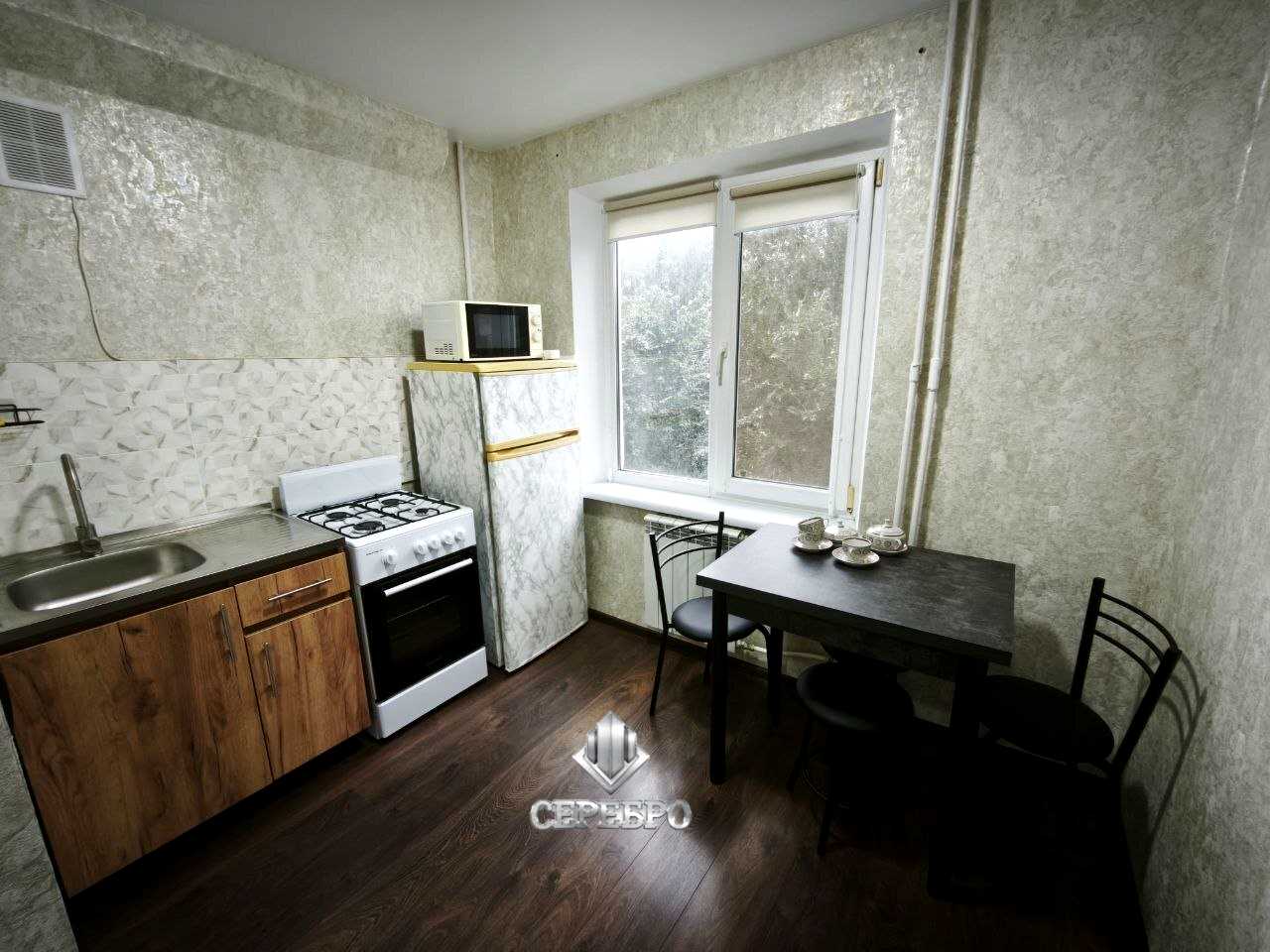 1879112989473270