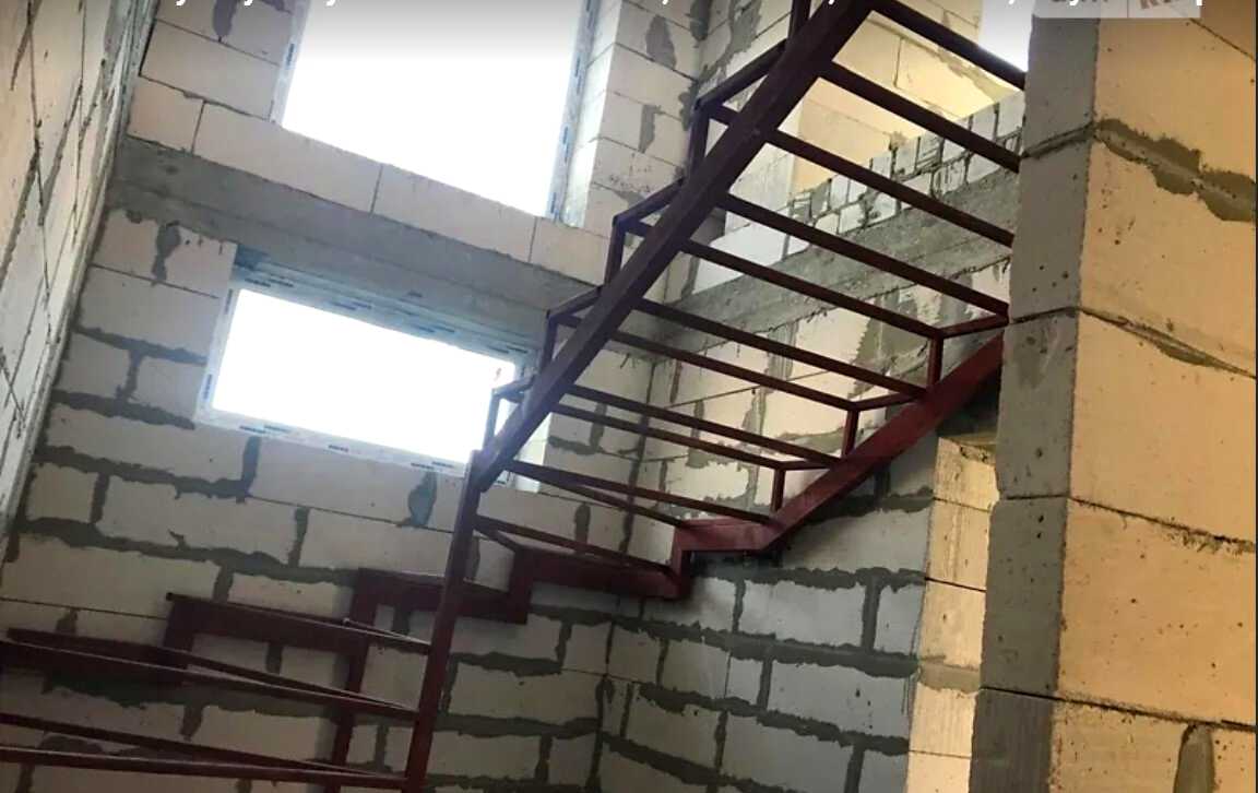 1879113351032597