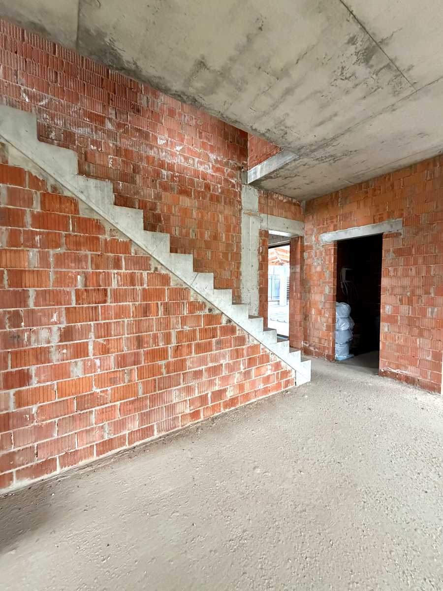 1879113606111975