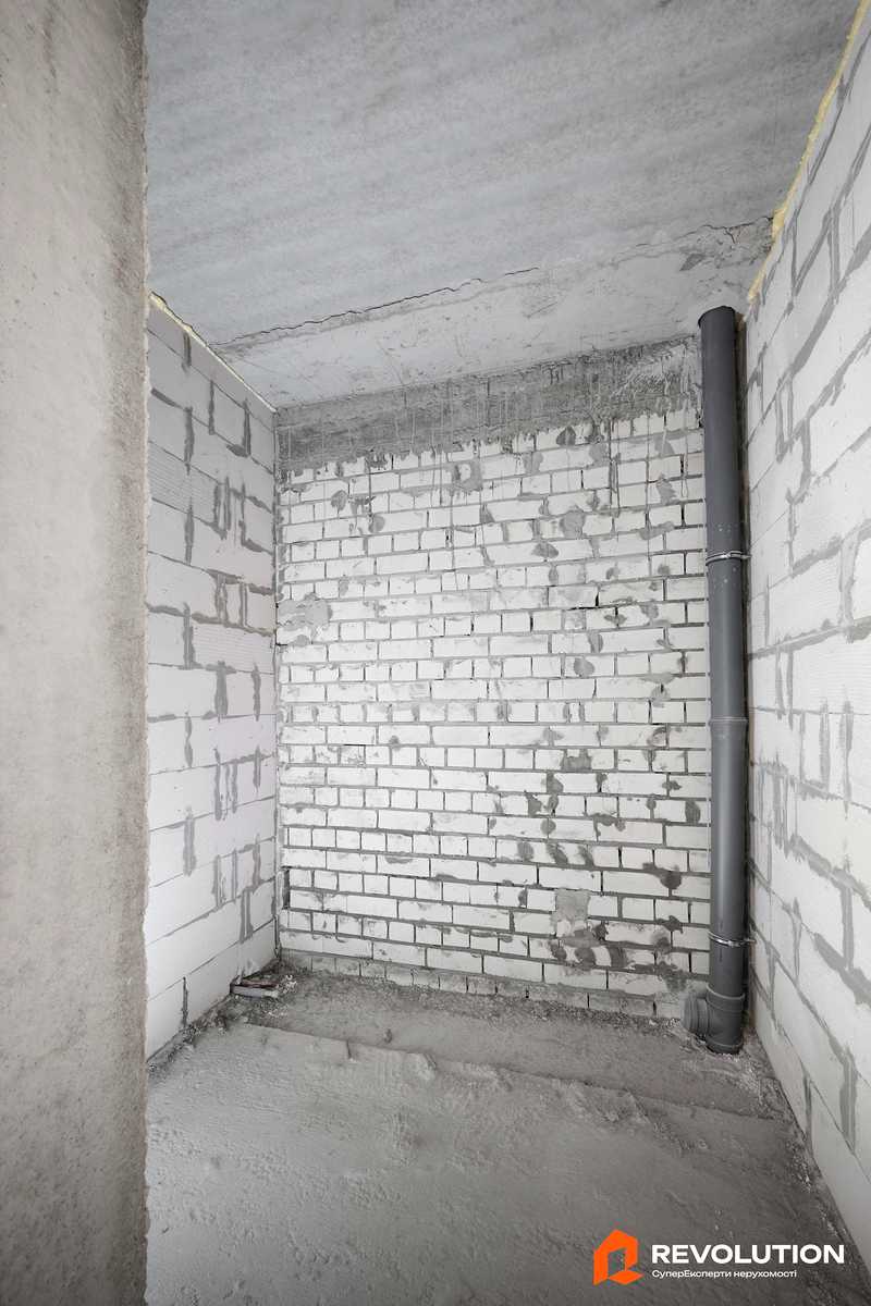1879113918538755
