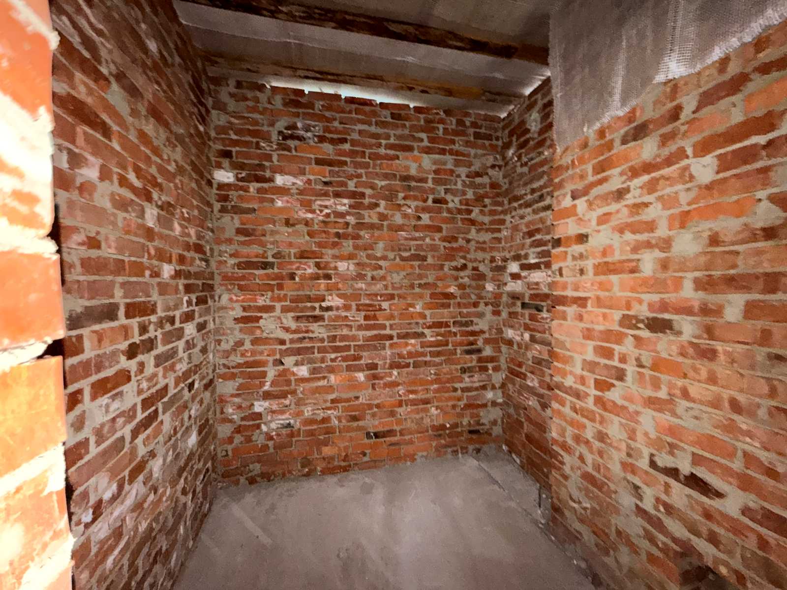 1879114609689773