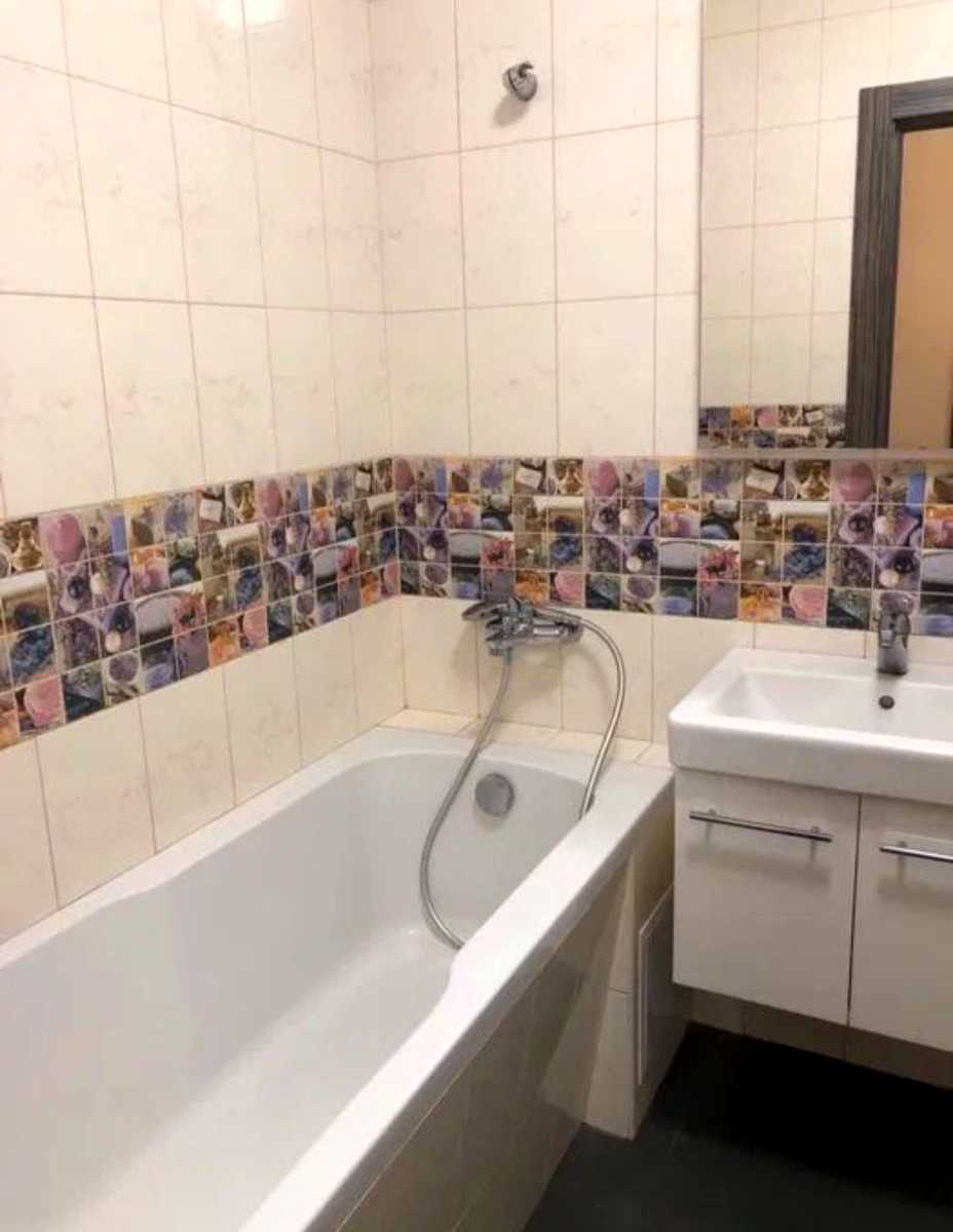 1879116090319130