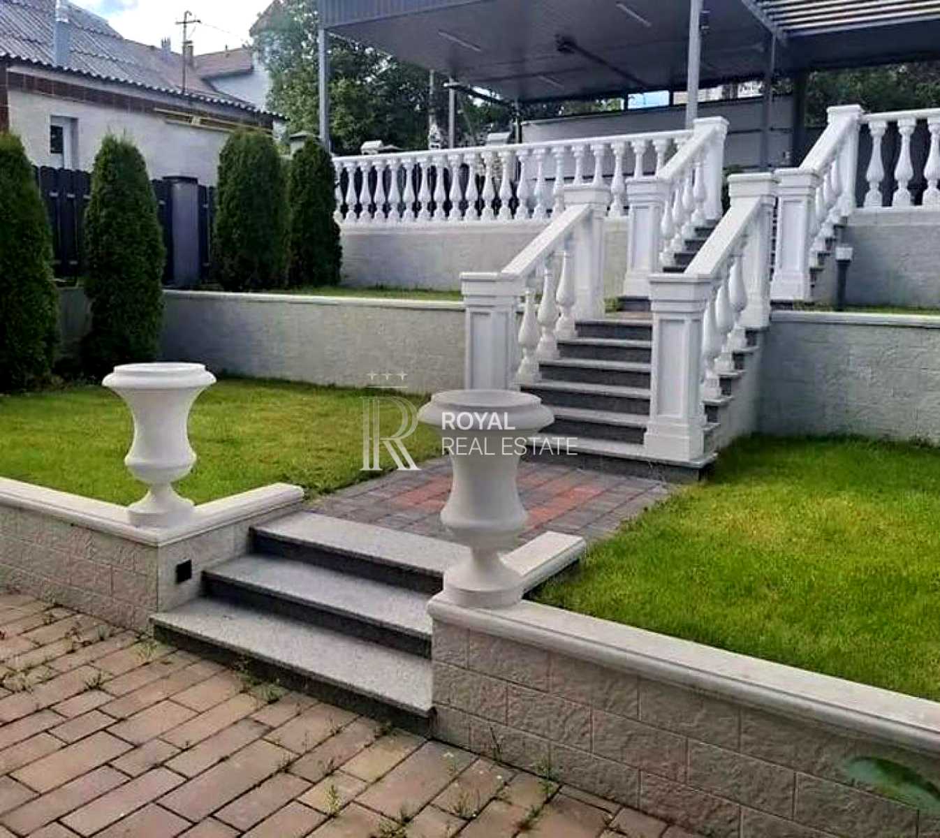 1879117046376926