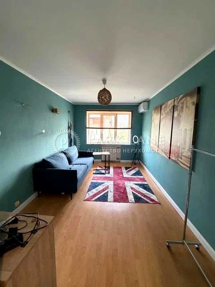 1879118302081699