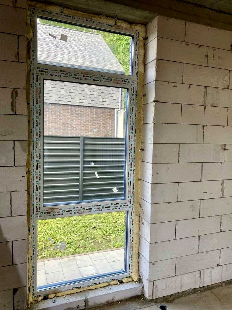 1879119129772669
