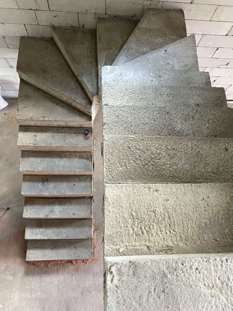 1879119130186881