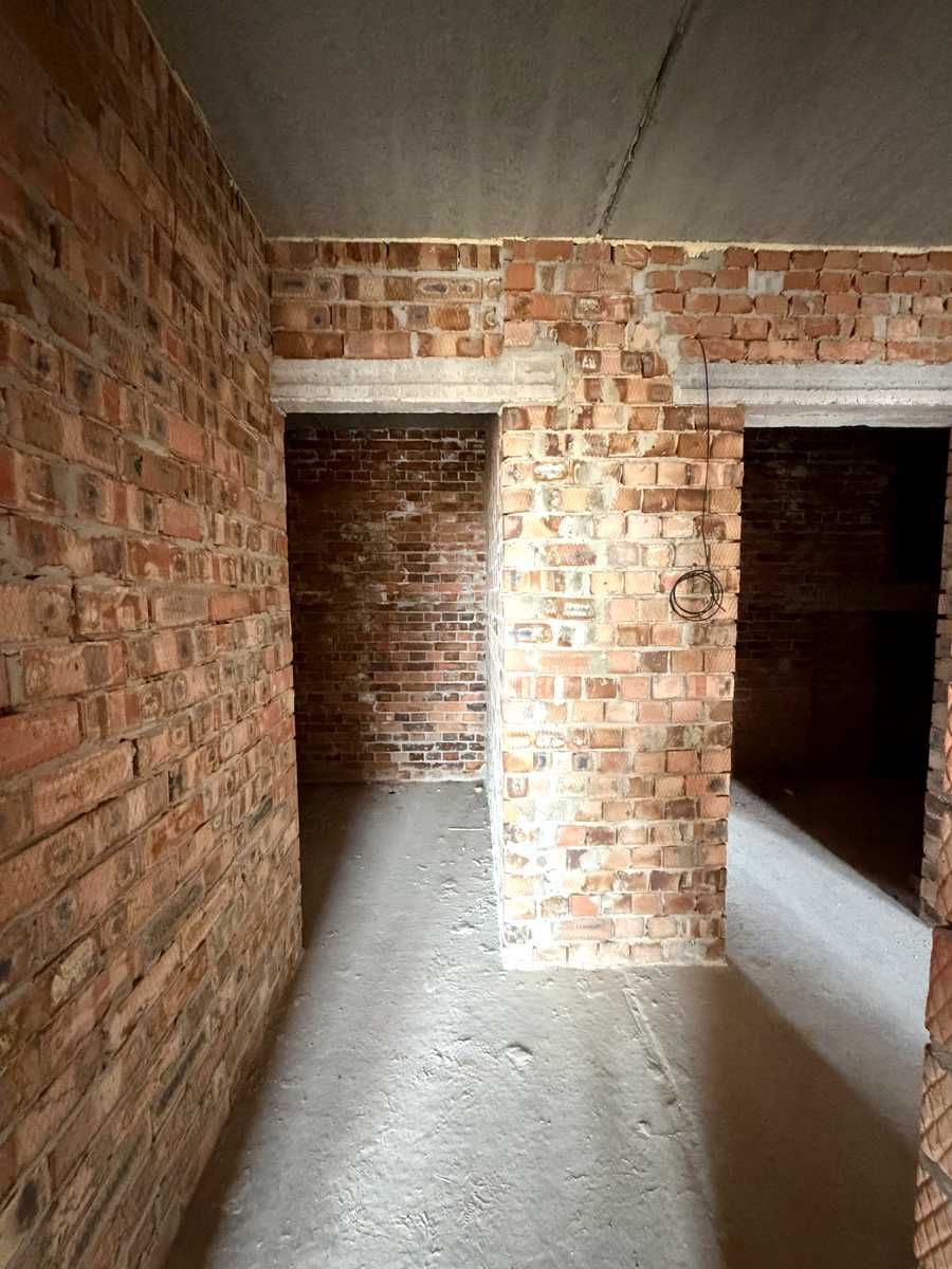 1879120149222269