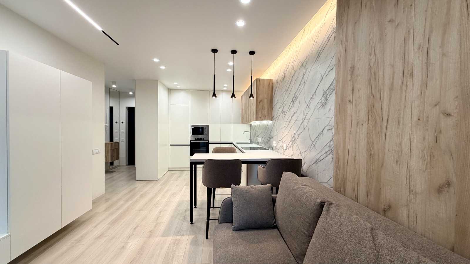 1879121032135401