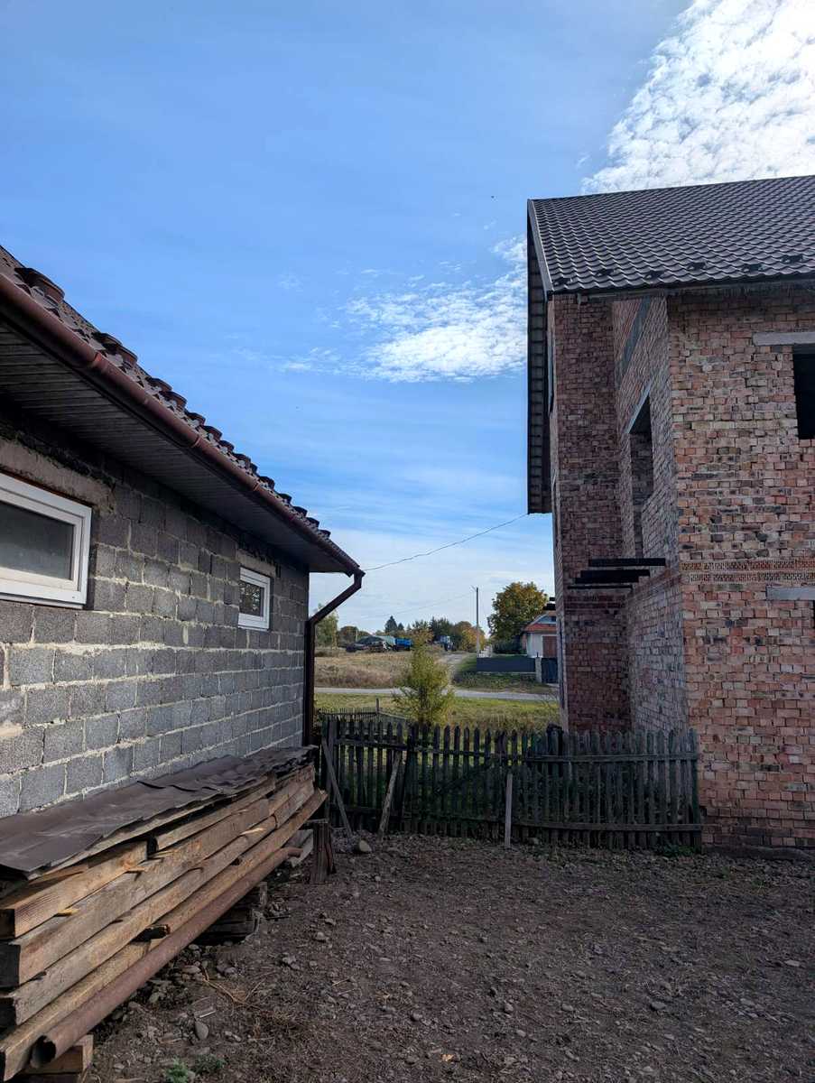 1879121516529705
