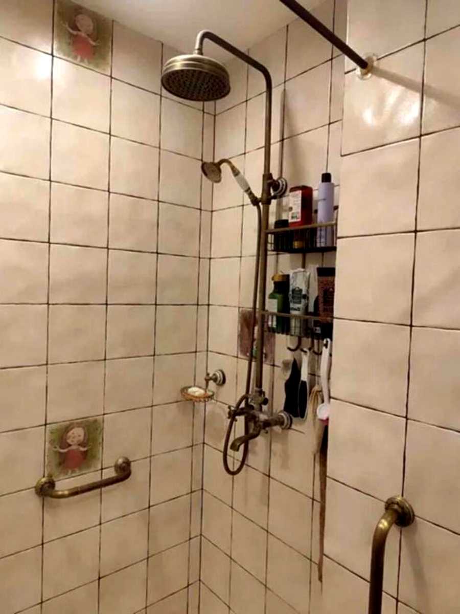 1879122239935125