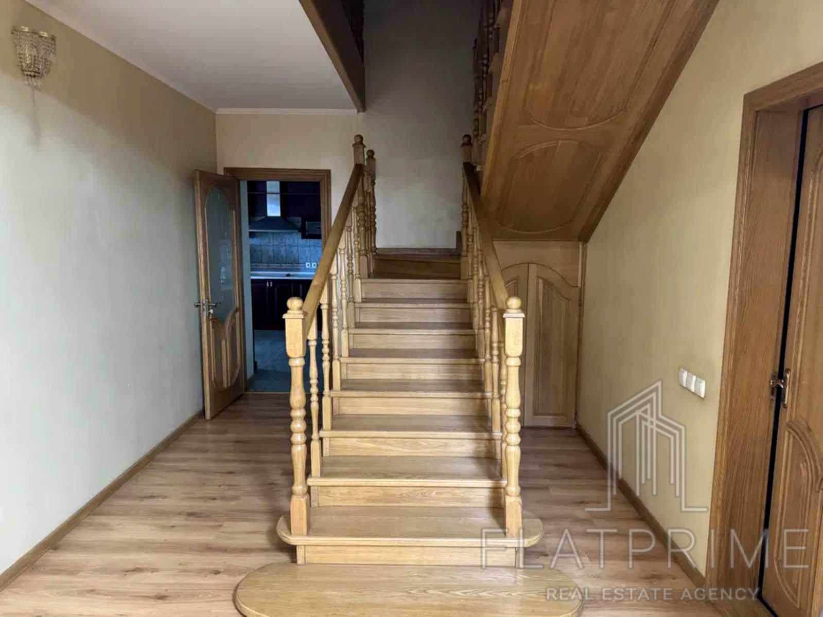 1879122624615912