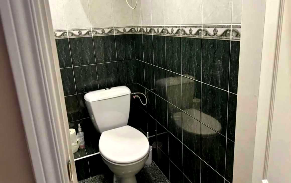1879123705682679