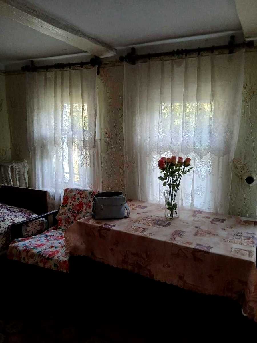 1879124043637876